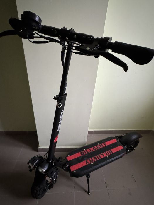 Електросамокат Billgery