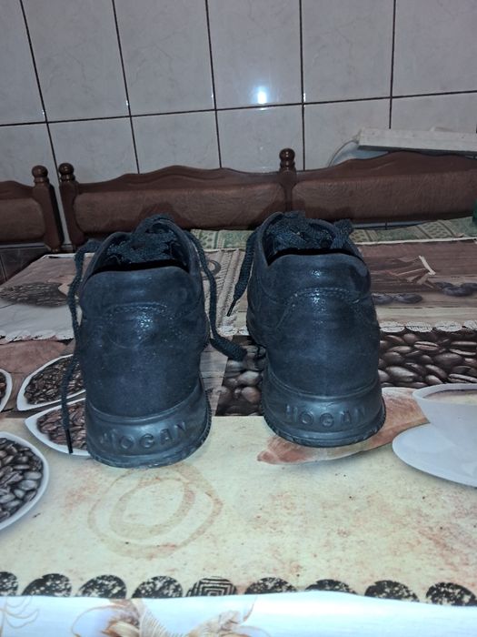 Ботинки HOGAN в гарному стані