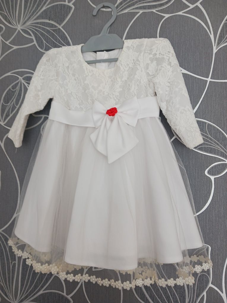 Sukienka do chrztu rozmiar 74 buty czapeczka