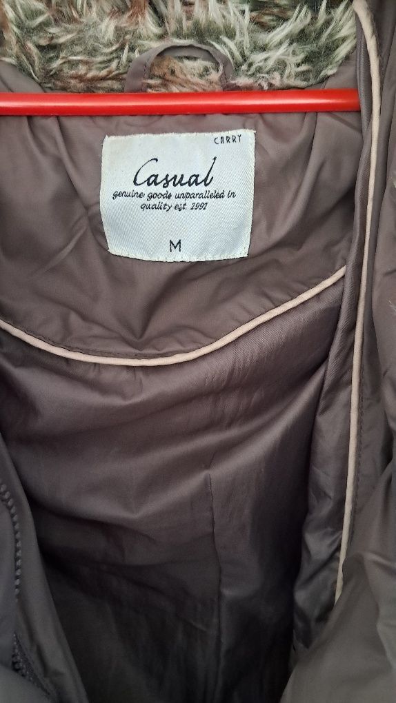 Płaszcz zimowy Carry rozmiar 40