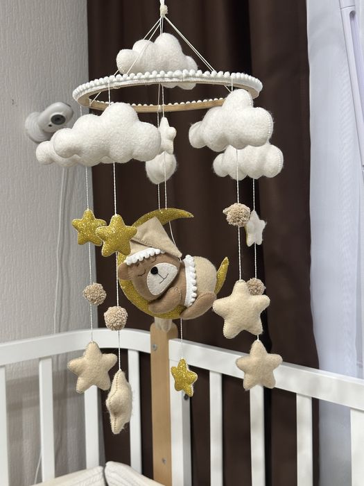 Мобіль на дитяче ліжечко