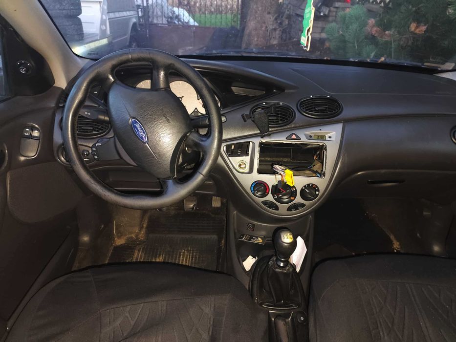 Focus MK1 2.0 16v części jak alufelgi