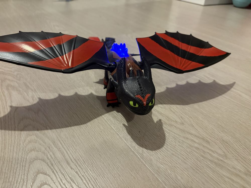 Playmobil smoki nocna furia pomalowana, szczerbatek
