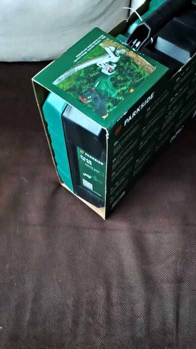 Akumulatorowa piła do gałęzi 12V PAAS 12 B2 z akumulatorem i ładowarką