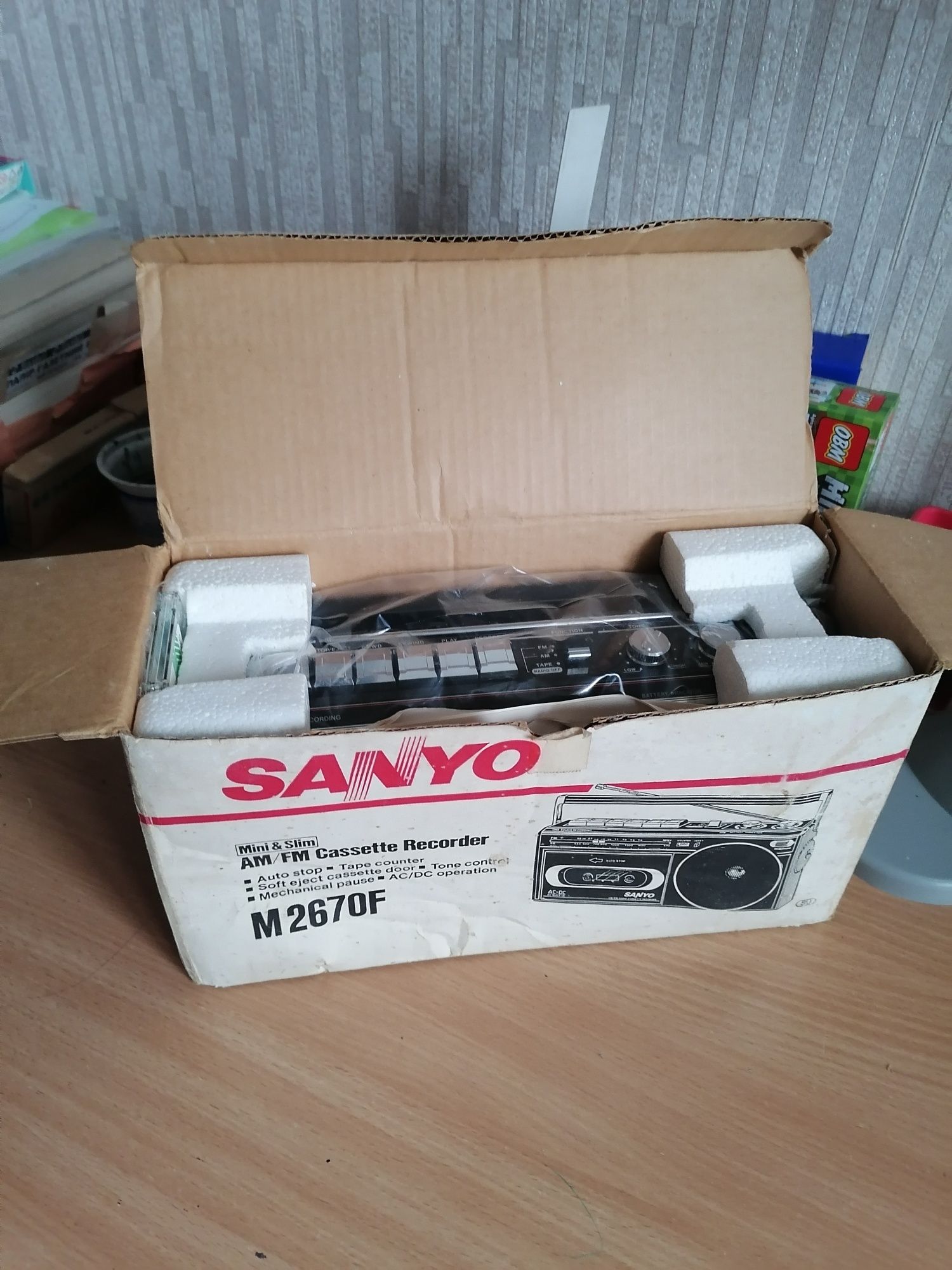 Магнітофон SAHYO M2670F