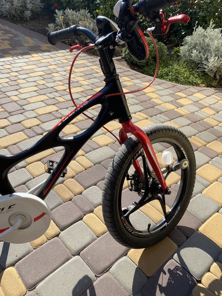 Велосипед детский RoyalBaby SPACE SHUTTLE 18″ (не «зайчик» а постарше)