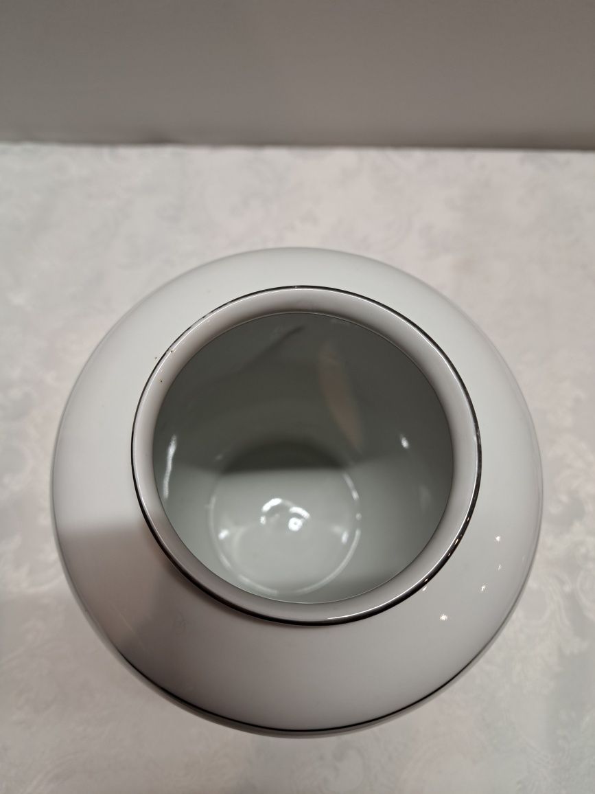 Porcelanowy wazon Spechtsbrunn Turyngia