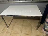 Mesa ikea em metal com tampo branco