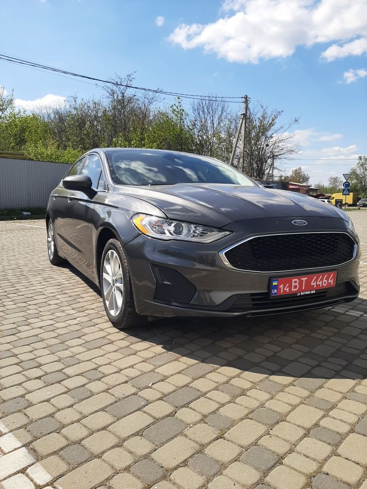 Ford Fusion 2.0 гібрид