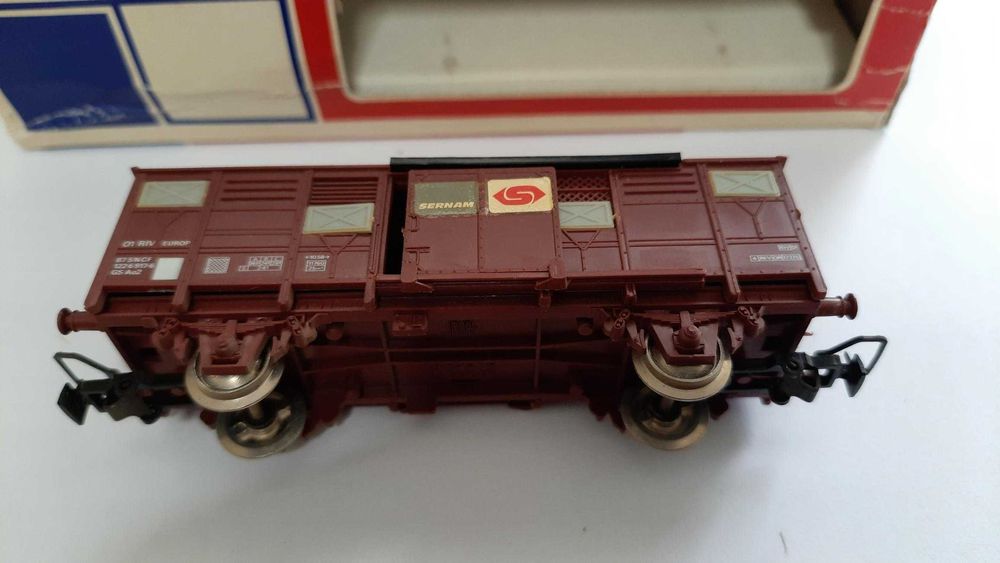 Vagão de carga Jouef com caixa - 35 euros