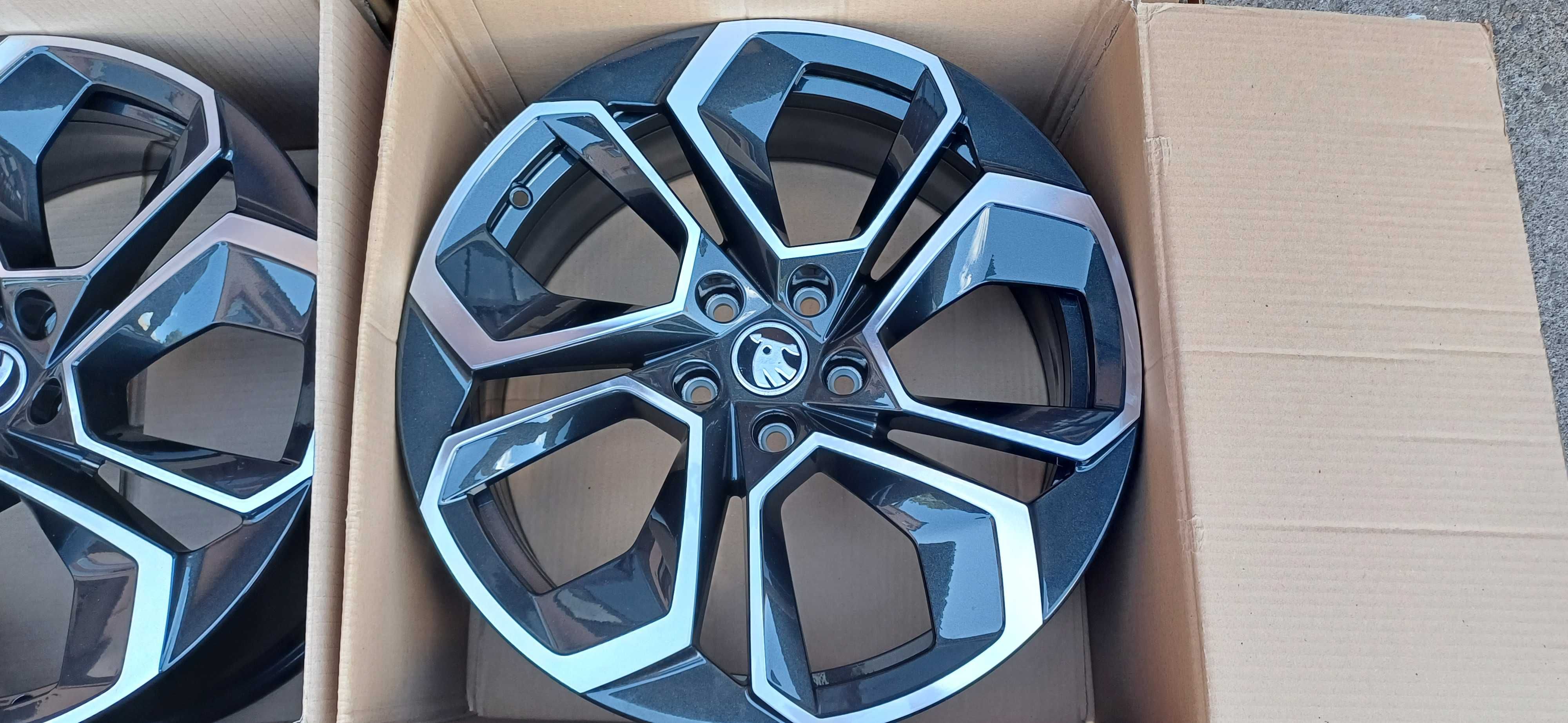 Nowe felgi 19" Skoda Kodiaq Karoq  Octavia III IV RS 5E3