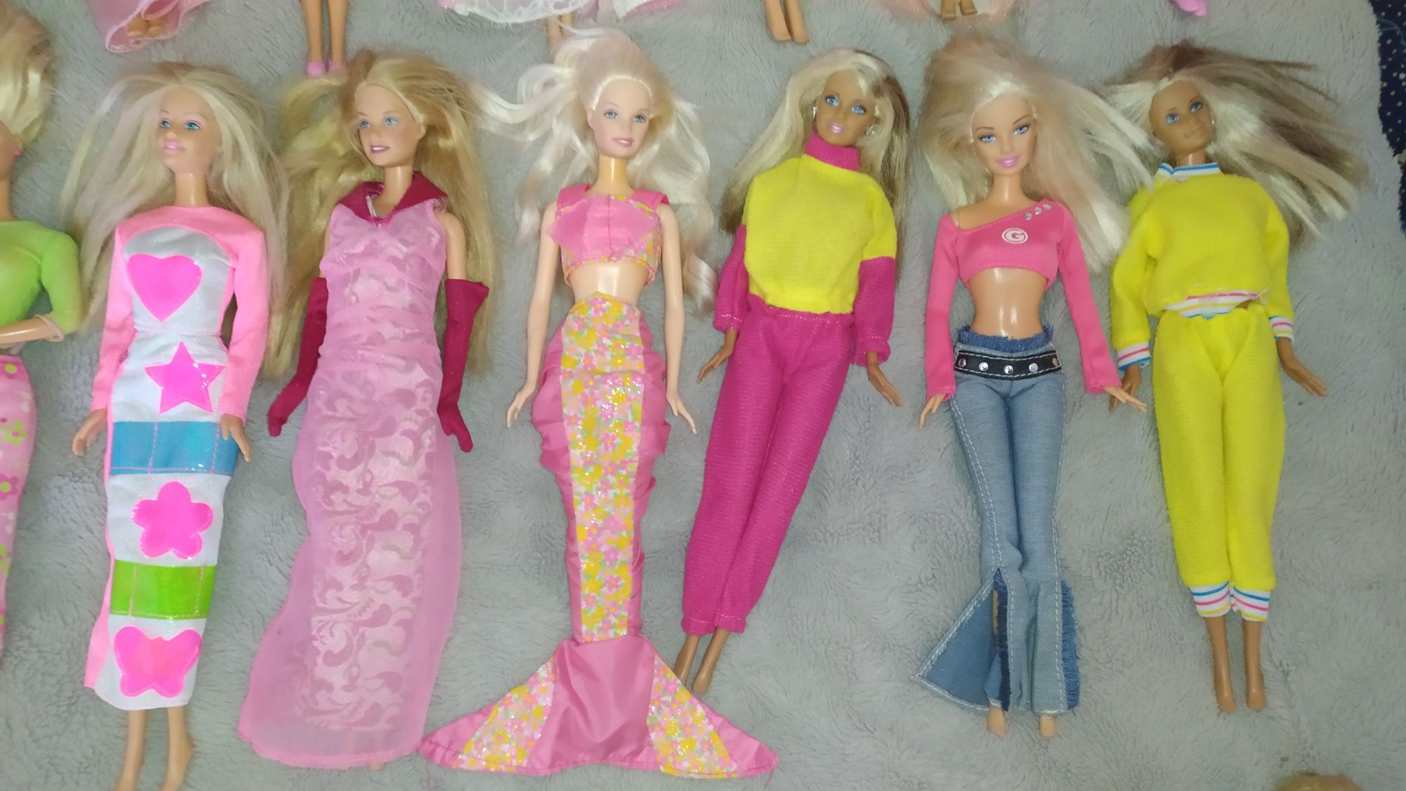 Barbie 15€ cada ou 20 por 199,99€, 7,50€ cada conj. ou 20 por 99,99€