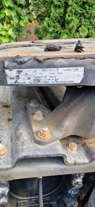 Сідельний зчипний пристрій (сідло)