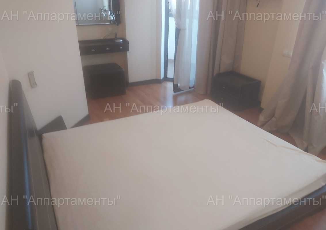 Продам 3к-студию в новострое, 90м, дизайн.ремонт, 2 лоджии, Центр