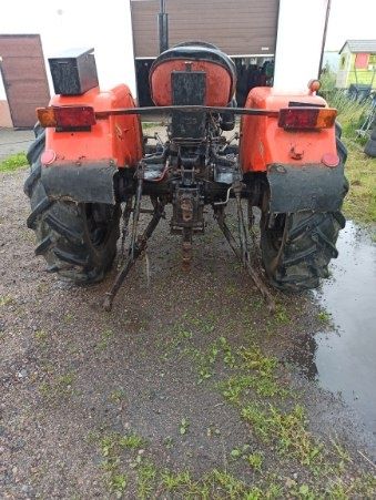 Minitraktorek Ursus C-330