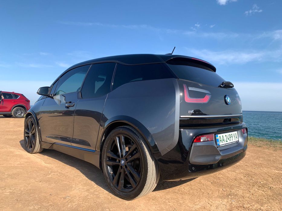 BMW I3S з батареєю 42 кВт (останній рестайлінг)