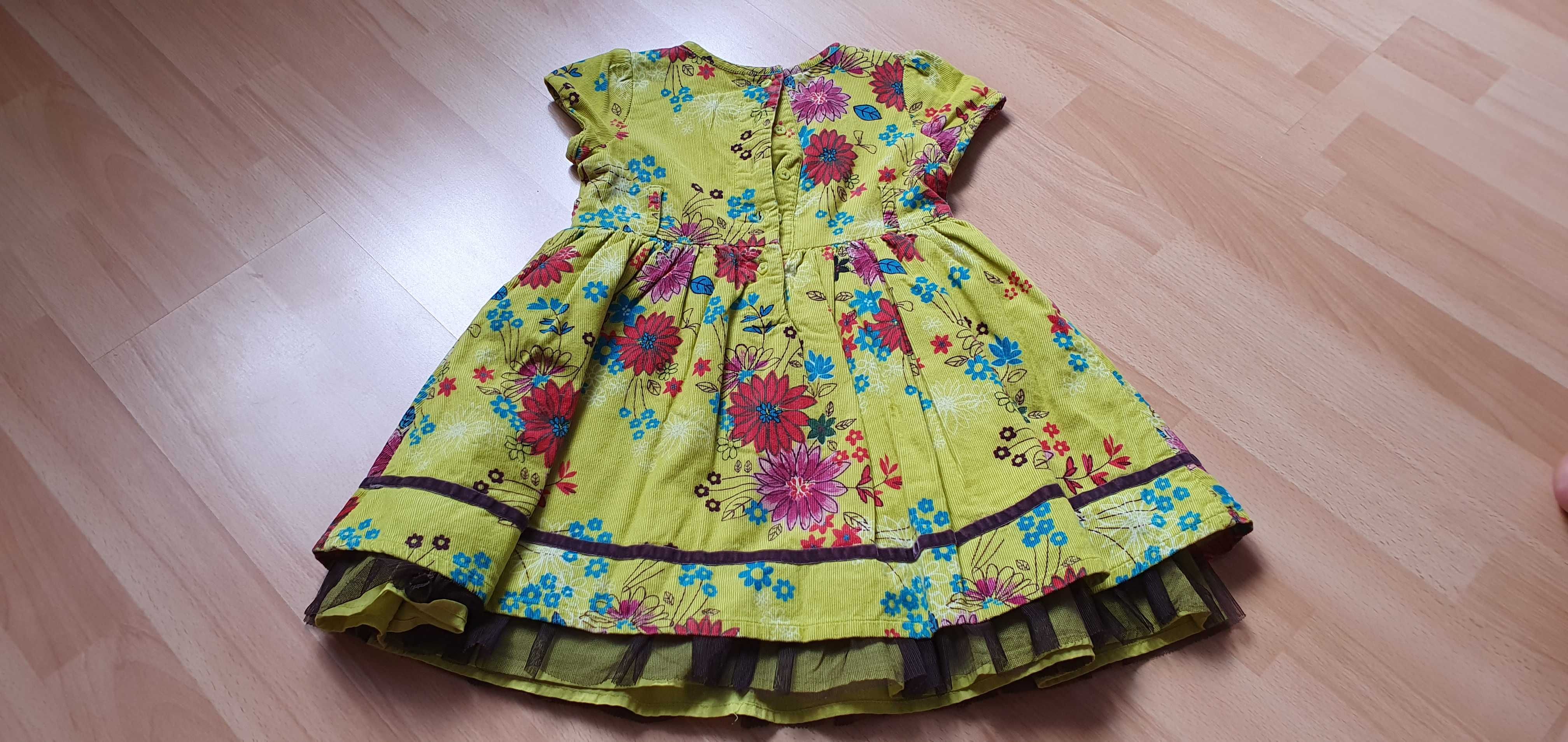 Śliczna wizytowa sukienka firmy Marks&Spencer rozmiar 90cm