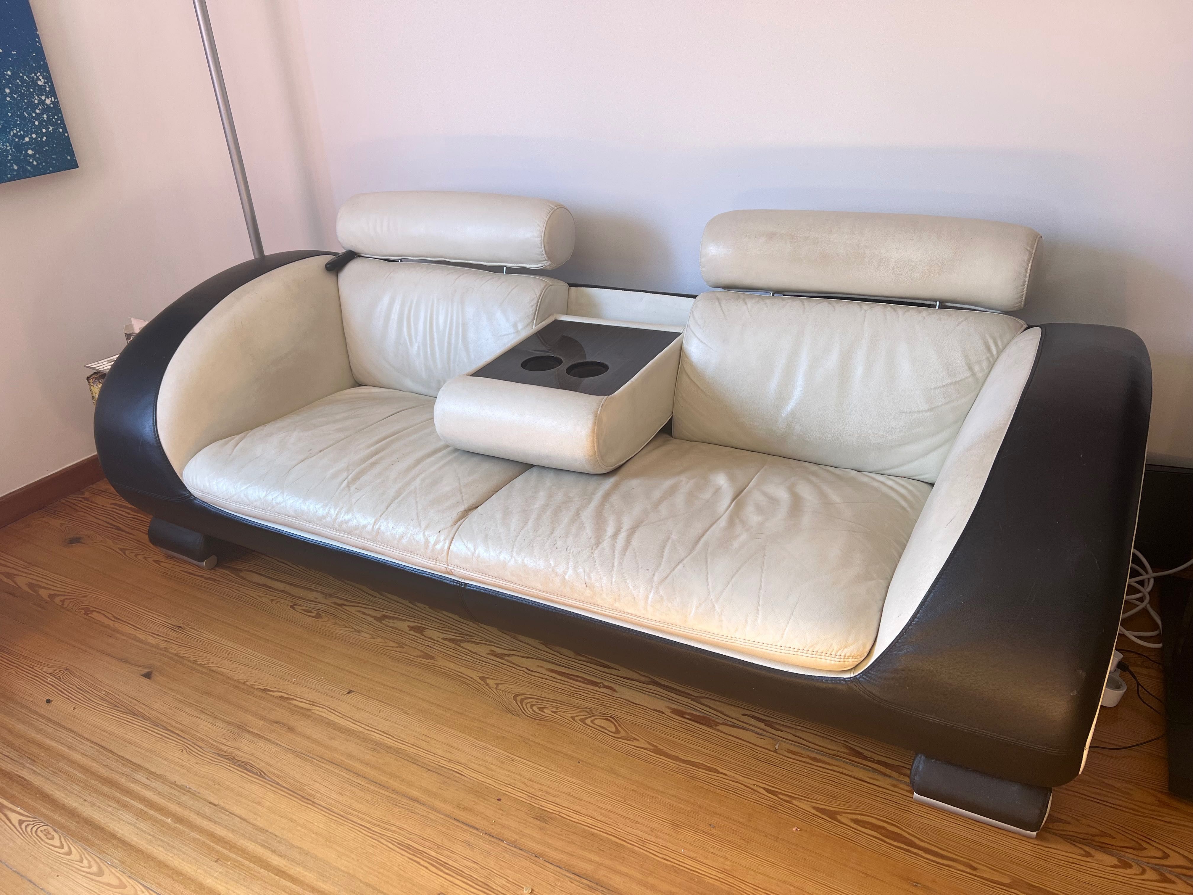 Sofá de couro branco 2m x 1m | white leather sofa