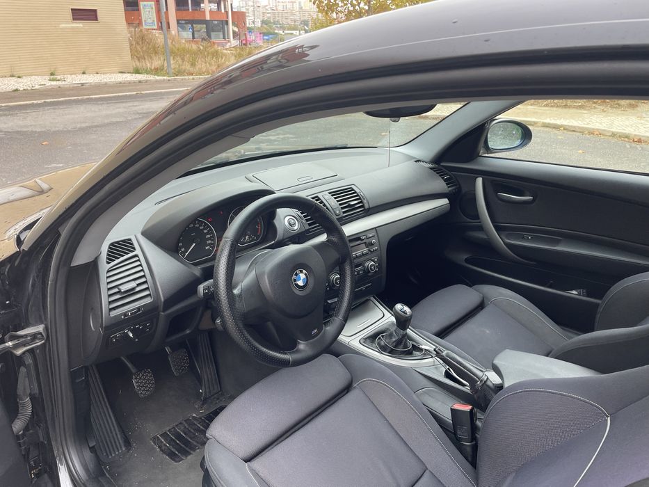 BMW SERIE 1 118d (e81) • 2008 • Preto