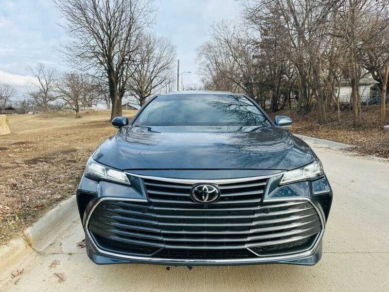 2019 Toyota Avalon Hybrid