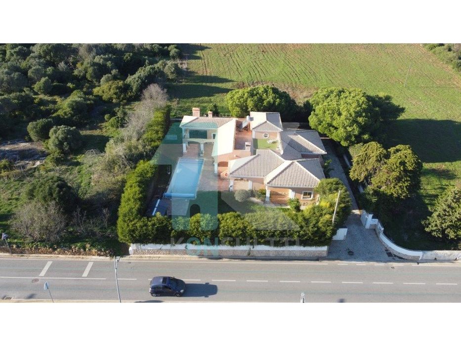 Moradia Isolada de Luxo com Piscina e Terreno de 1000 m² - Praia da...