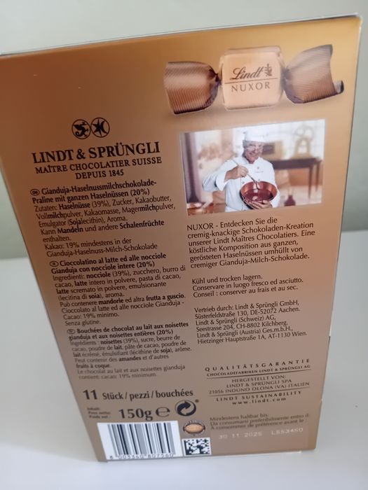 Zestaw 3 Sztuk Pralin LINDT Nuxor Gianduja Milch 150G.