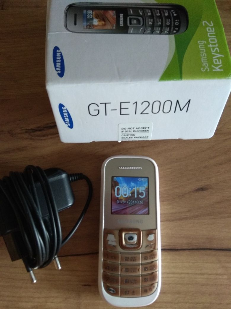 Samsung GT - E1200M НОВА БАТАРЕЯ