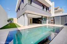 Fantástica Moradia T4 com Piscina de Água Salgada