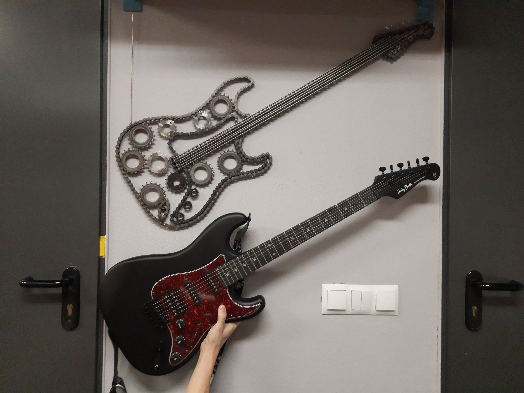 Gitara elektryczna z łańcucha ze stali / z metalu