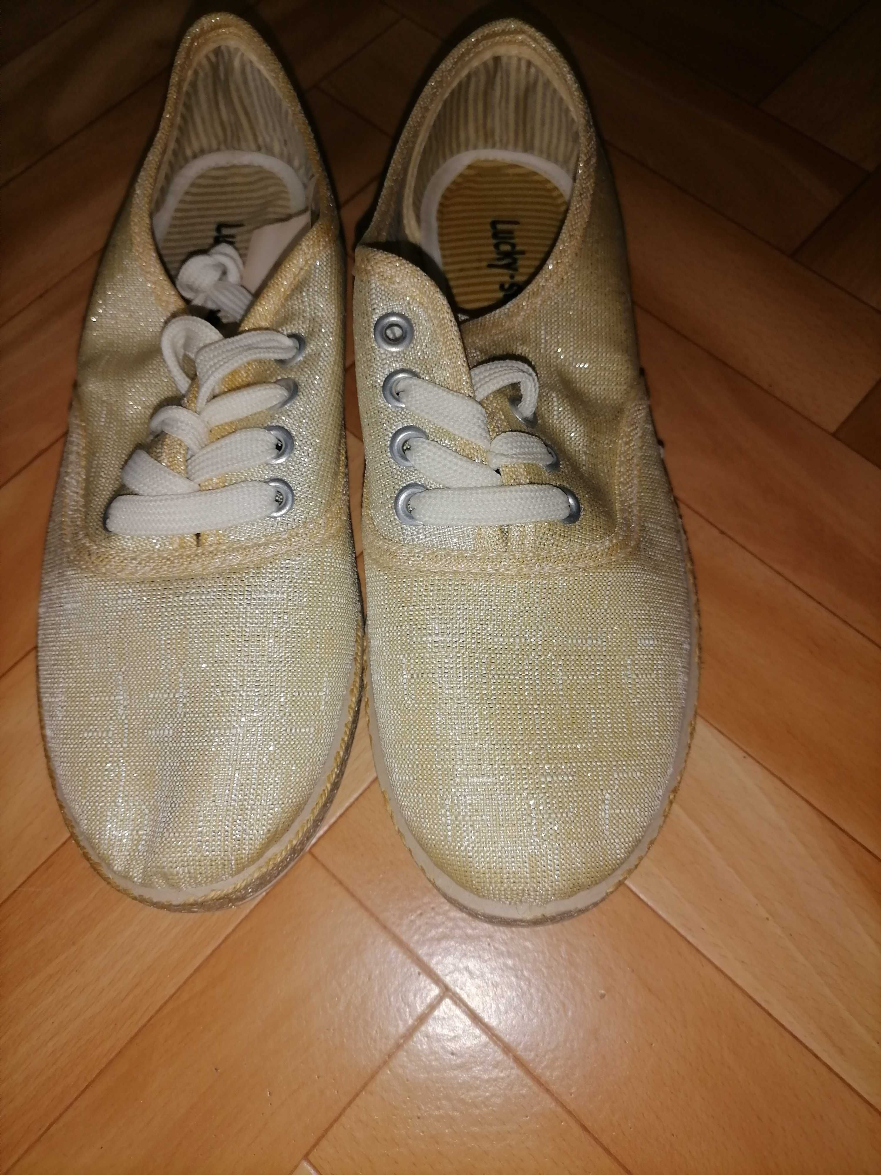Trampki damskie nowe