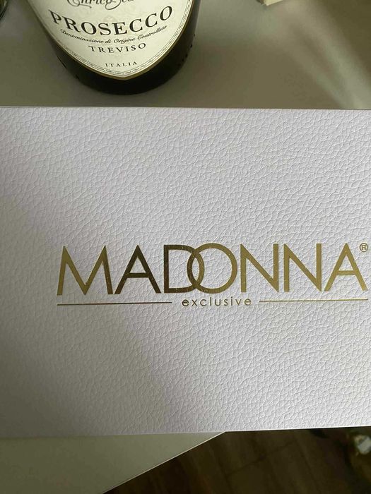 Suknia ślubna MADONNA, gorset, perłowa