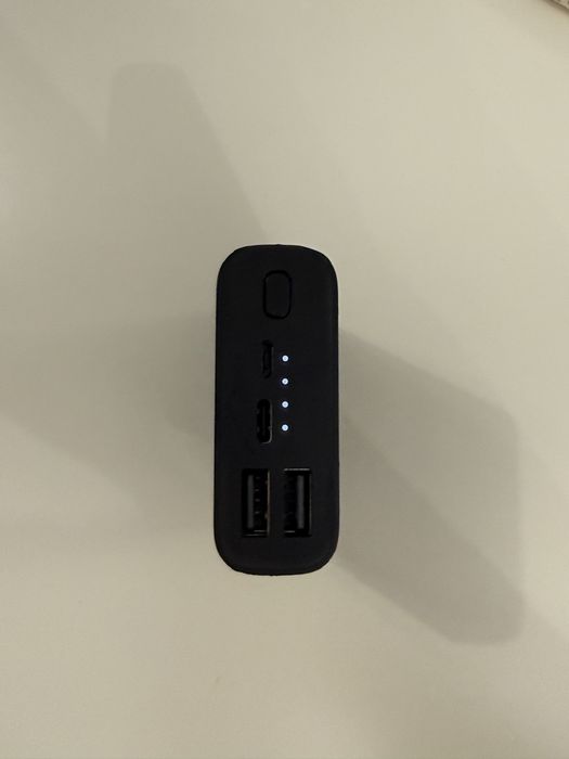 Повербанк - Mi Power Bank 3 Ultra Compact 10000mAh, чорний, робочий