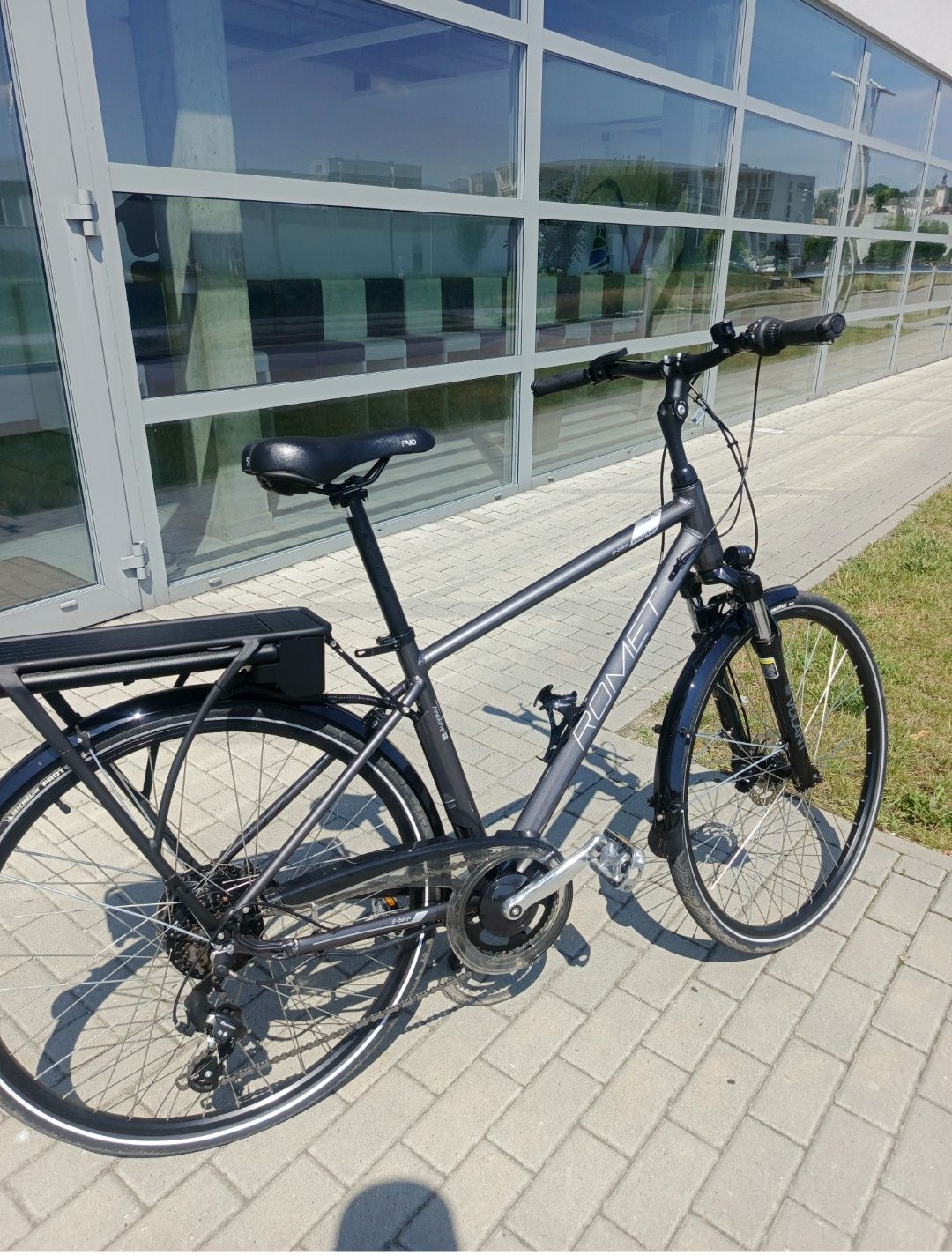 Nowy rower elektryczny Romet wagant.