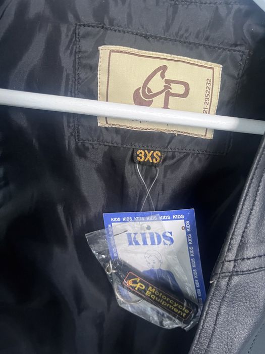 Colete preto criança
