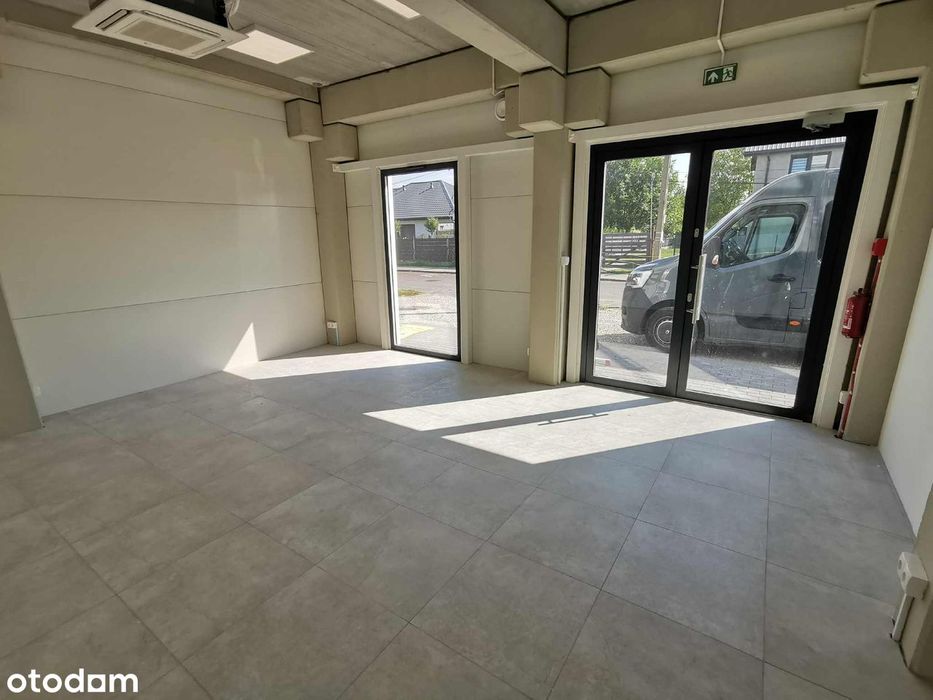 Lokal na parterze, 42 m2, dostępny od zaraz, Warszawa Wawer/Gocław