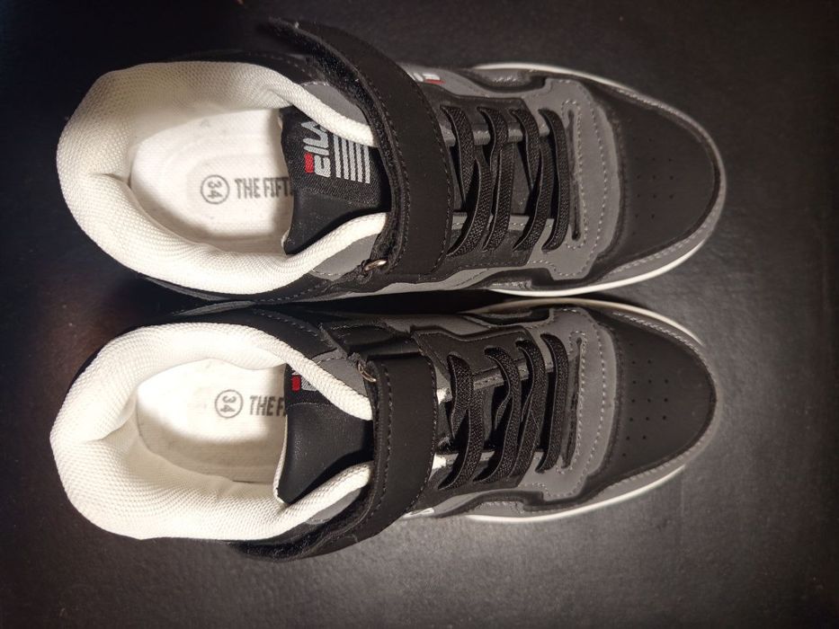 Высокие кроссовки Fila