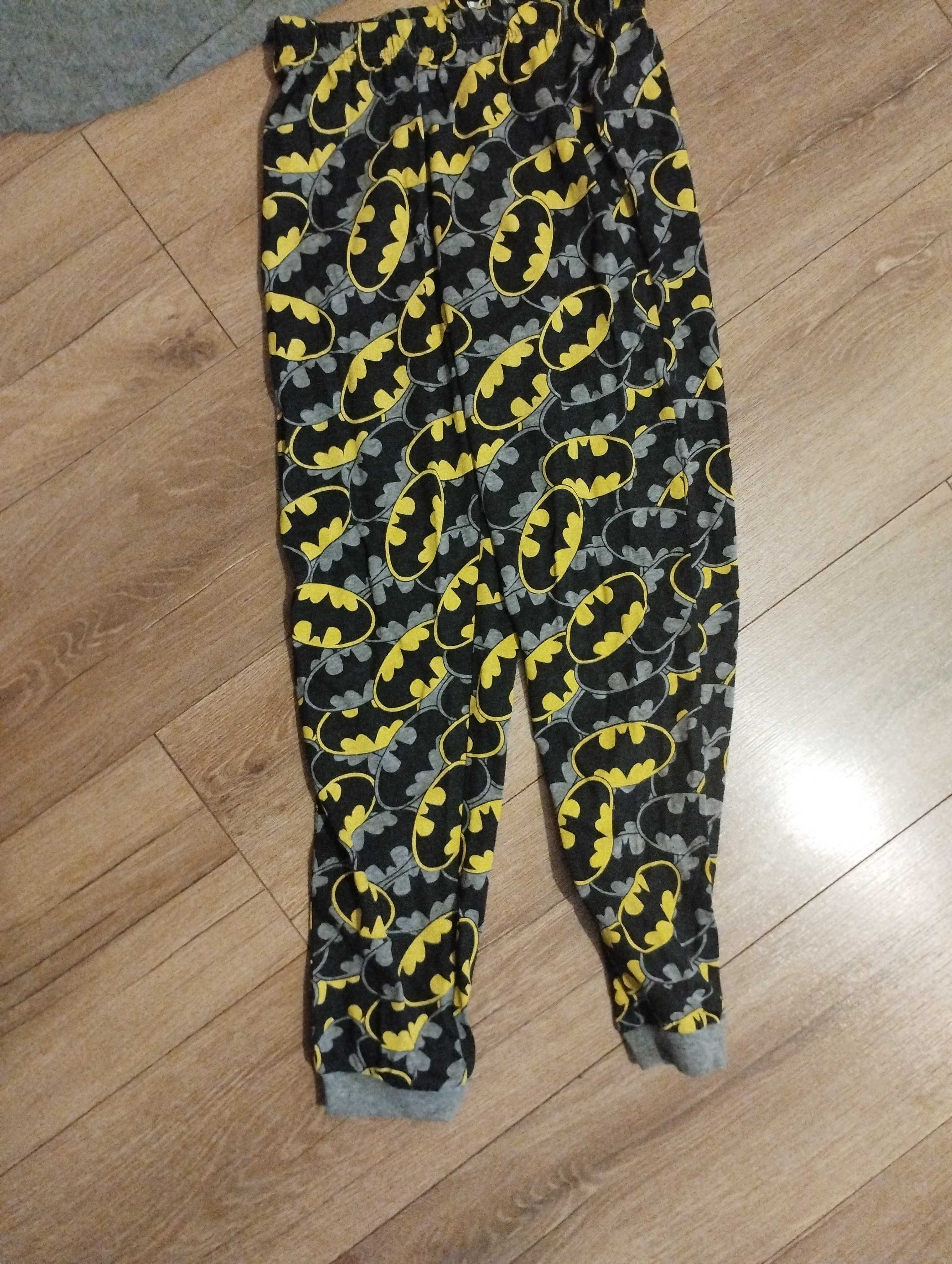Sprzedam piżamę Batman 140 nowa z metką