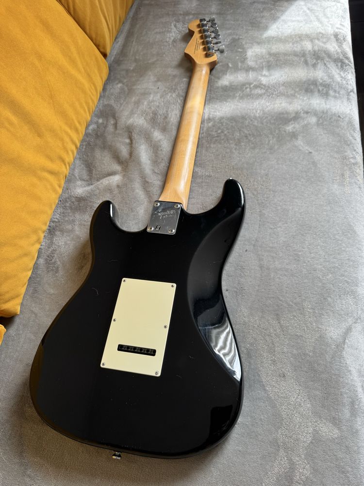 Squier Bullet Stratocaster | Czarna | HSS | Gitara Elektryczna