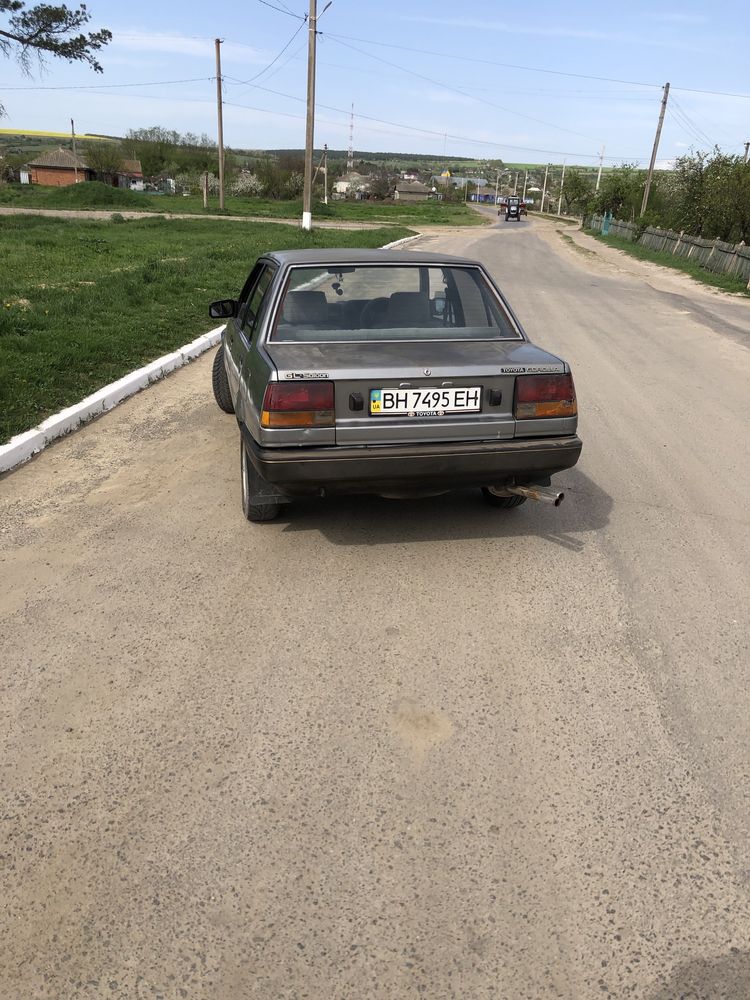 Toyota Corolla E8