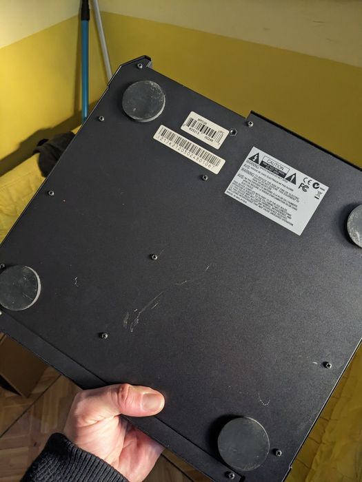 Akai MPD 26 драм машина контролер пульт