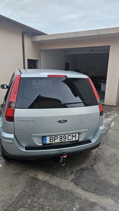 Ford Fusion + 1.6 16V