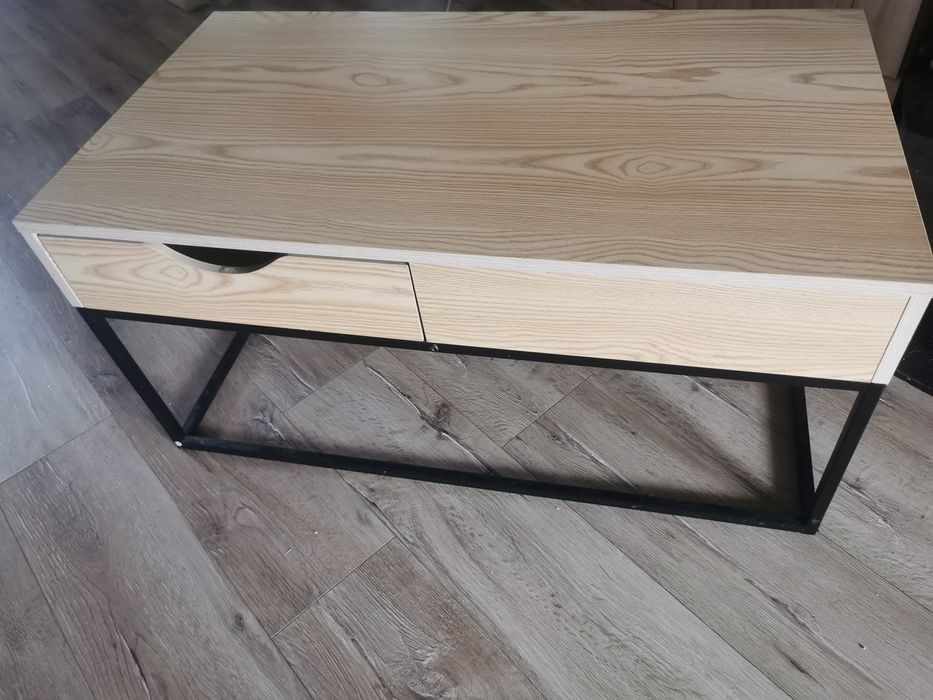 Stolik kawowy loftowy