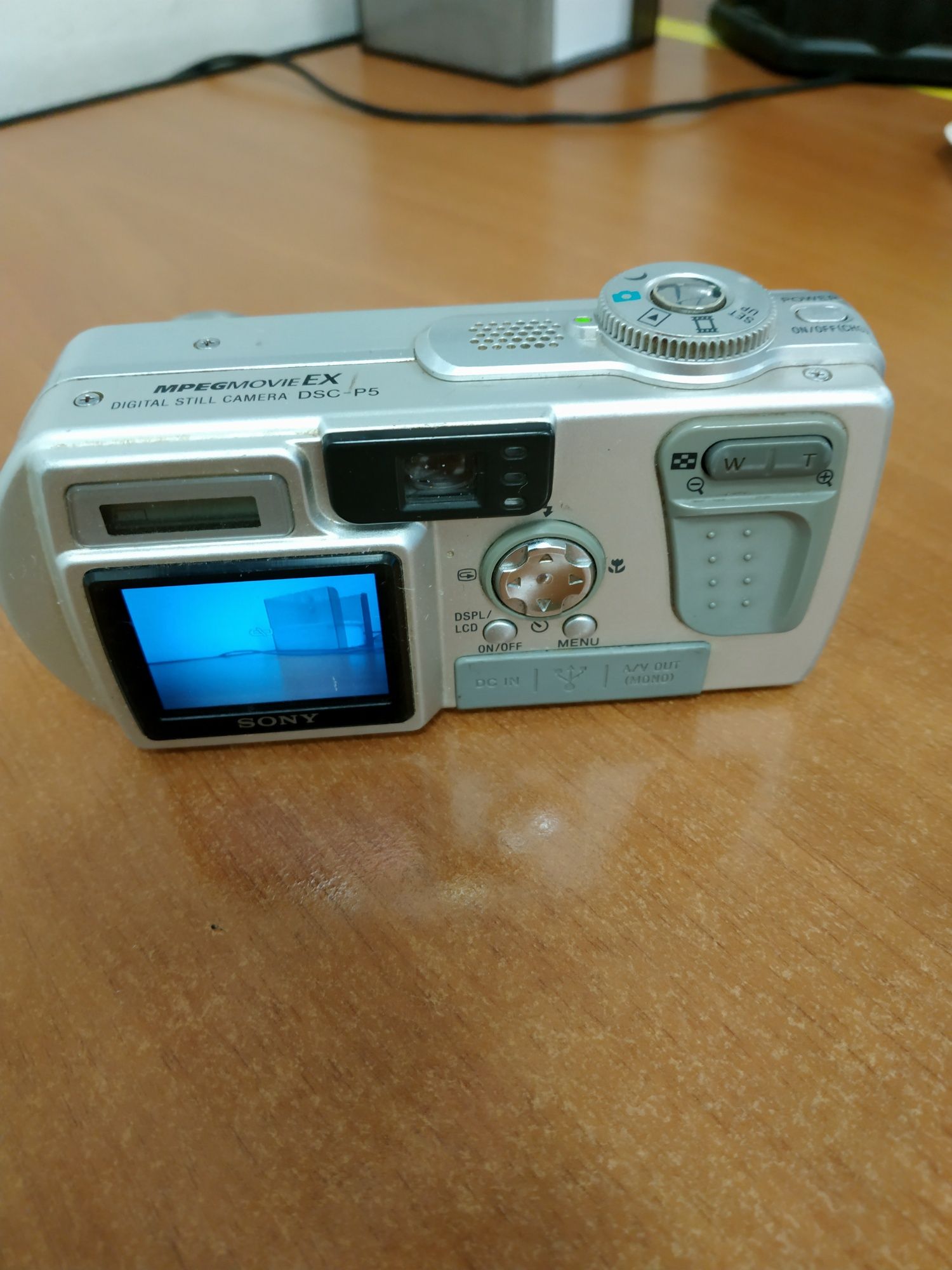 фотоаппарат SONY DSC-P5 аккумулятор, карта памяти 128МБ