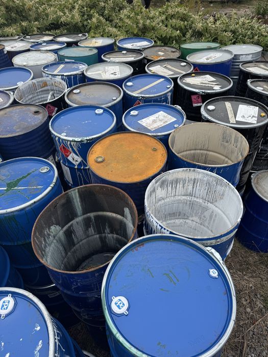 Бочки металеві 200л б/у