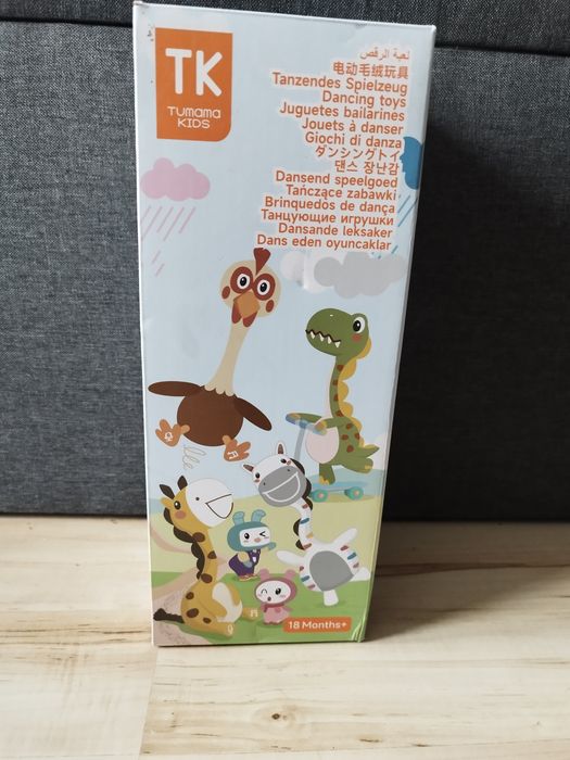 Tańcząca, gadająca żyrafa jak słynny kaktus