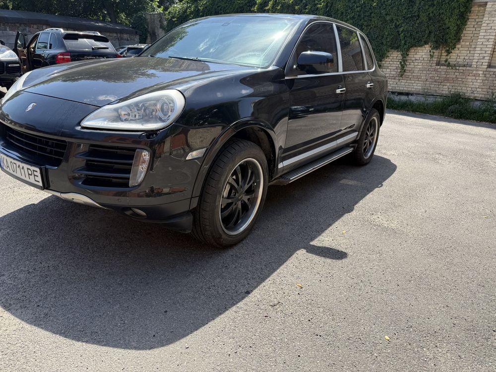 Porsche cayenne 957 GTS