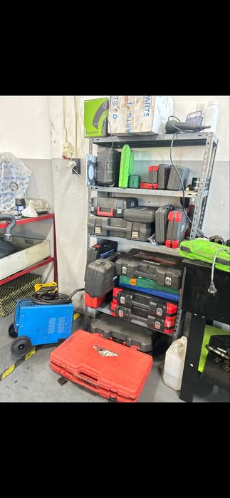 Vendo recheio de oficina completo  (Nao vendo nada separado)