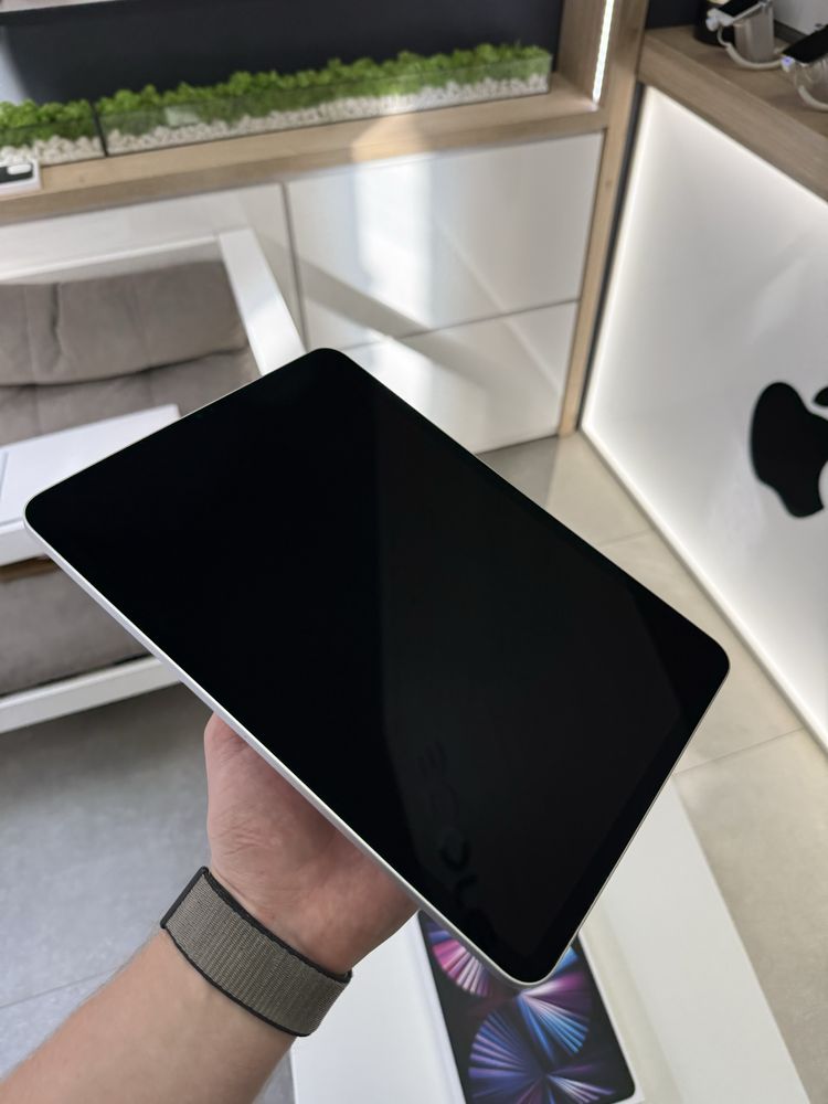 Б/у iPad Pro 11’ M1 128Gb Silver wifi