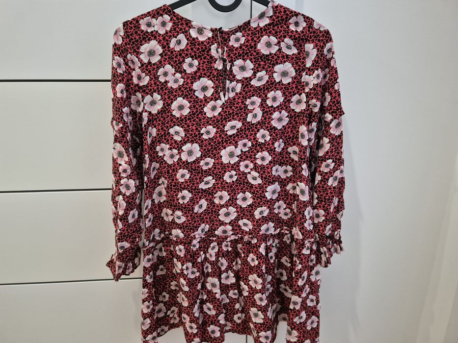 Sukienka reserved Czerwona kwiaty maki 134