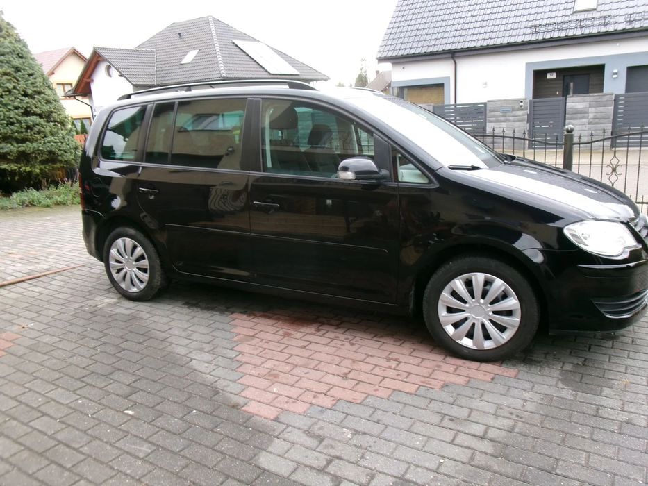 Volkswagen Touran Zadbany 2.0 Tdi-8v- 2007 r.klimat.komp.temp. zarejestr. stan bdb